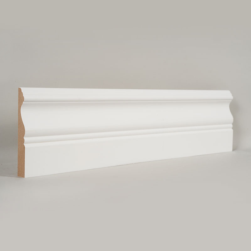 MDF-plint (met vulprimer en parelwit) 3/5' x 4'