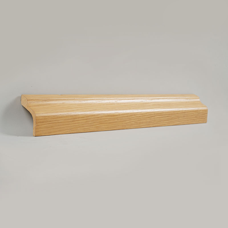 Grenenhouten plint (omwikkeld met wit eiken fineer + verf) - Eiken kleur 1 1/2'x2 1/6'