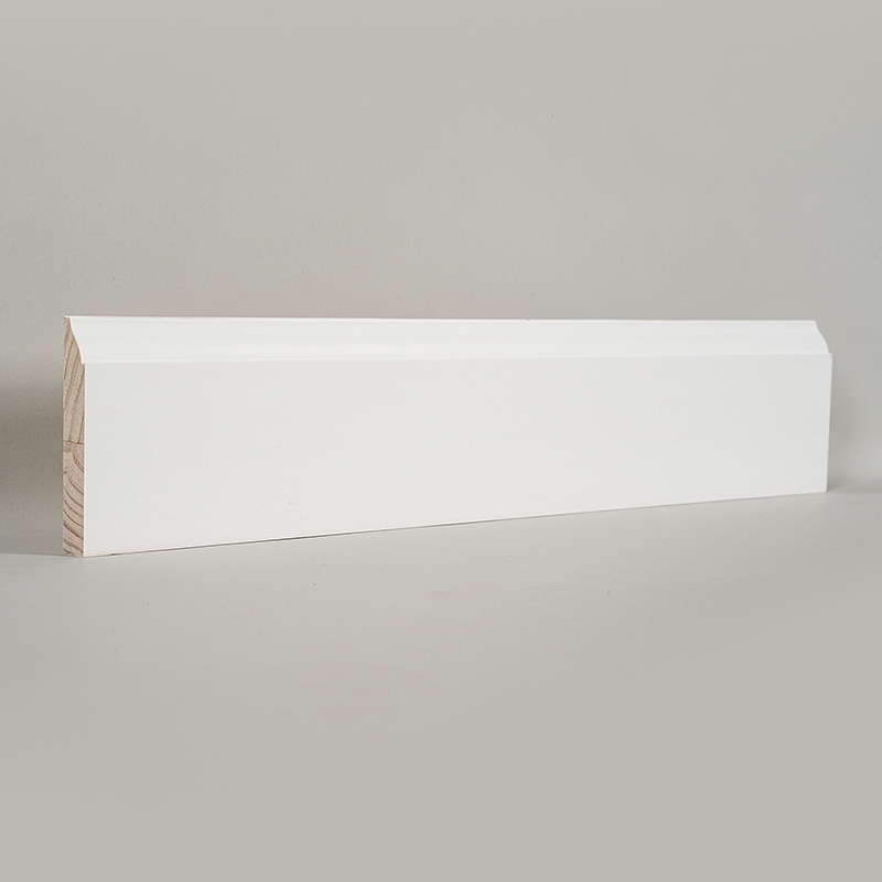 Grenen plint (met vulmiddelprimer en parelwit) 3/5 'x 3 1/4'